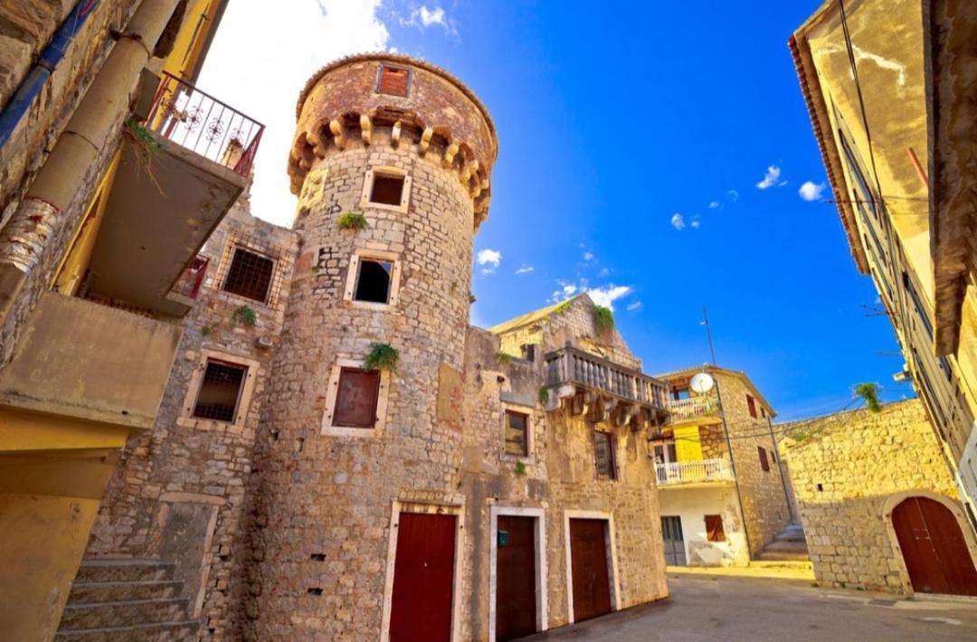 Apartman Karmen Kaštela Exterior foto